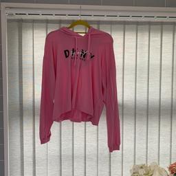 Dkny Donna karen hoodie
Size medium
Worn and washed once only
Rrp £80