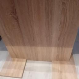 Sanomaeiche Esszimmertisch ausziehbar 1.10 bis 1.50 x 90, Platte in der Mitte, wegen Platzmangel preisgünstig abzugeben.