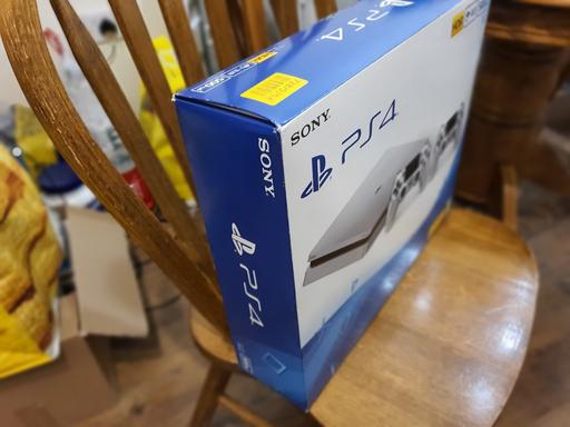 Buy & Sell East London Beckton - East London - Photos for JB ps4 silver brand new 9.0