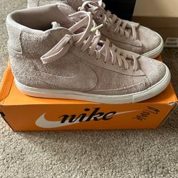 Nike Blazers size 8 absolute steal good condition, perfect to put aside for the good weather coming.