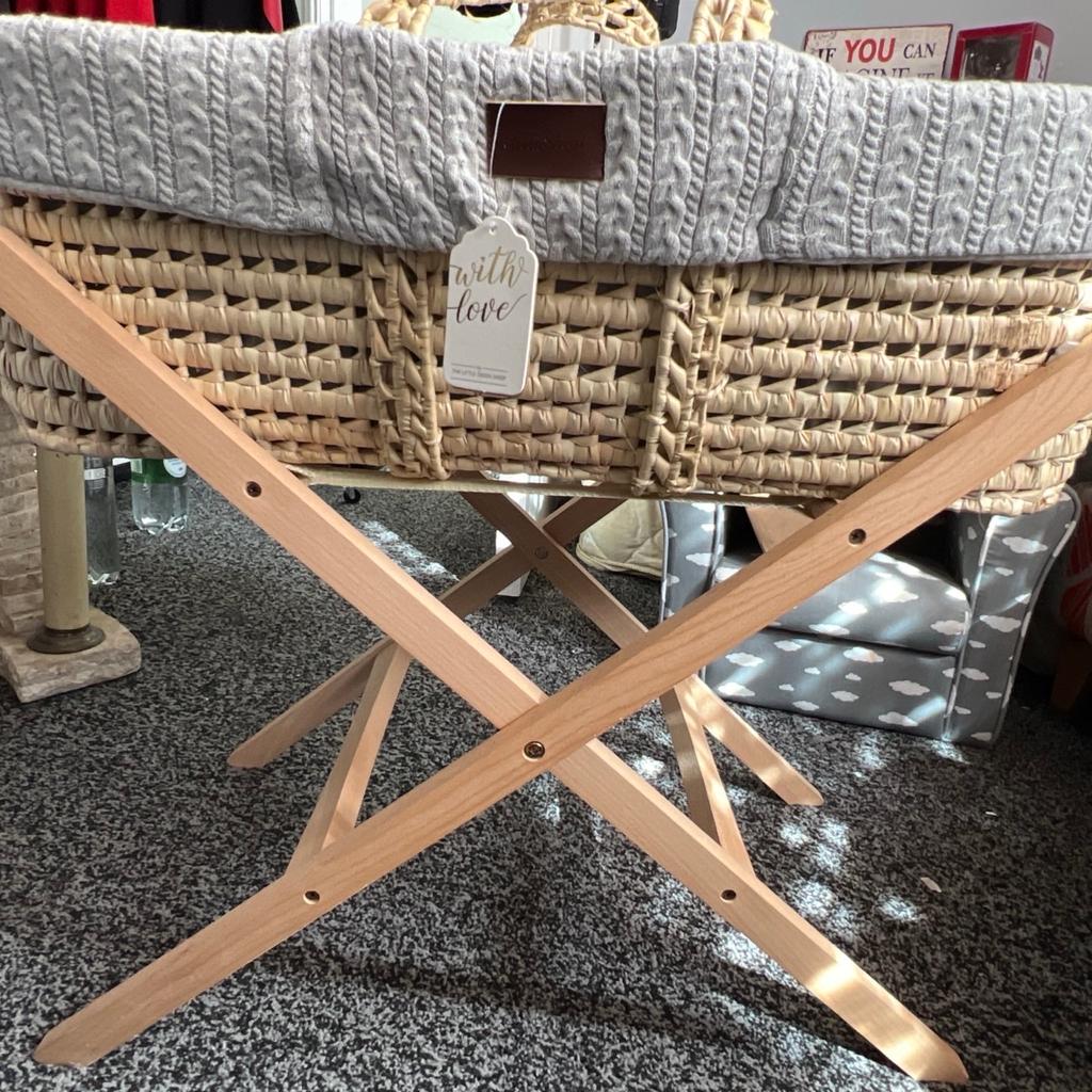 3 beautiful baby items for sale - they have been used but only for a few months.
Like new - Moses basket comes with stand - 2 x mattress protectors and 5 fitted sheets.
All excellent condition.

Baby okay arch - is missing one hanging toy but can be replaced with anything’s

Open to offers for all items or willing to sell individually