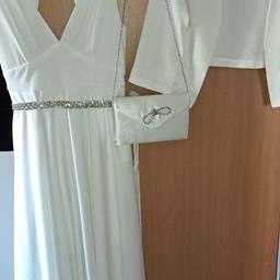 Verkaufe Brautkleid Größe 40/42, Bolero, Brautgürtel und Handtasche zusammen um €120