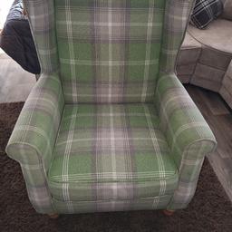 stunning little green check chair.
in fantastic condition.
height is approx 40" from floor to highest level of chair.
width is approx 26"
depth of seat area is approx 21" x 21" wide (small and cute)