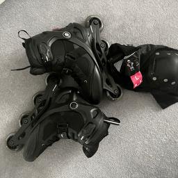 Inline Fitness Skates FIT100 - Black/Silver size 43

Excellent condition only slight signs of wear.

Can sell with or without protectors set (wrist, elbow and knee) size L

Collection from E3 Hackney Wick