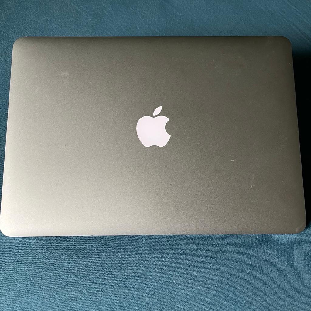 Verkaufe mein Apple MacBook Air Early2015 (13,3/1,6 Intel Core i5 4GB RAM) inkl. Ladekabel

Preis vhb.

Privatverkauf: keine Gewähr, kein Umtausch, keine Rücknahme.