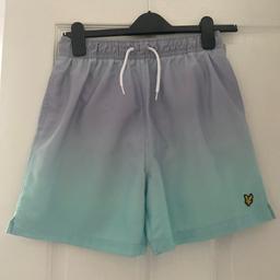 2 Lyle & Scott swim shorts in perfect condition. 1 x Green and 1 x blue/green ombré.
Worn once size 14-15years