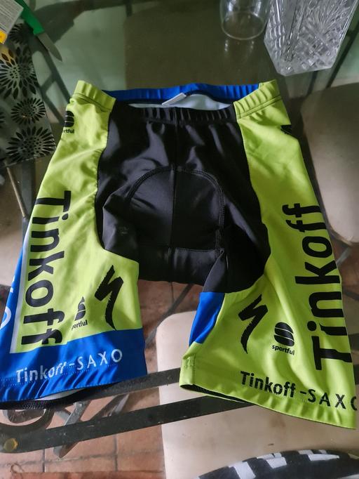 Buy & Sell Somerset Killams Park - Somerset - Photos for pro. cycling Jersey medium