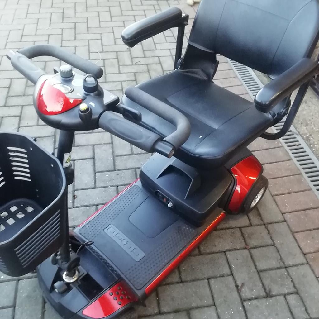 GO GO ELITE TRAVELLER
EXERLENT CONDITION NEW BATTERIES, RUNS GREAT, COMES WITH THE CHARGER, CAN DELIVER LOCAL FREE
CALL 07766951666 FOR MORE INFORMATION