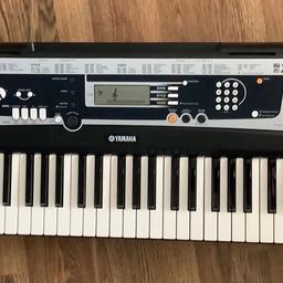 Yamaha portable keyboard
Digital 61 keys
Power supply or battery operated- not included

Collection only
Pick up only