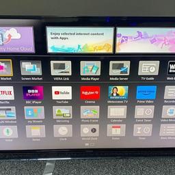 Selling here a Panasonic 58 inch 4K UHD 3D Led Smart TV. This is in Great condition and in Fully working order. This will be Shown Working on Collection.

Due to its Size and Weight this is Collection only and will Require 2 People to Lift it

It comes with the Original Stand and can be Wall mounted.

Also Please Note this is Cash On Collection Only. 