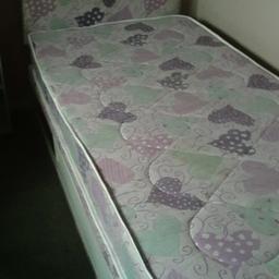 single divan bed excellent condition headboard and mattress included buyer collect. 
Free!!