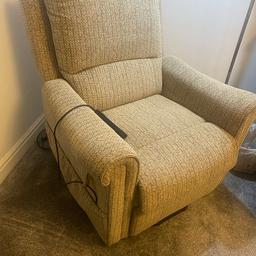 Riser recliner chair.  Twin motor. Lifts up  foot rest ect
 Good condition works perfectly 
99.00