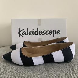Brand new stripe flats
From kaleidoscope states uk5 but I feel more of a U.K. 4
Black and white stripe 
With box and stickers 
Never worn