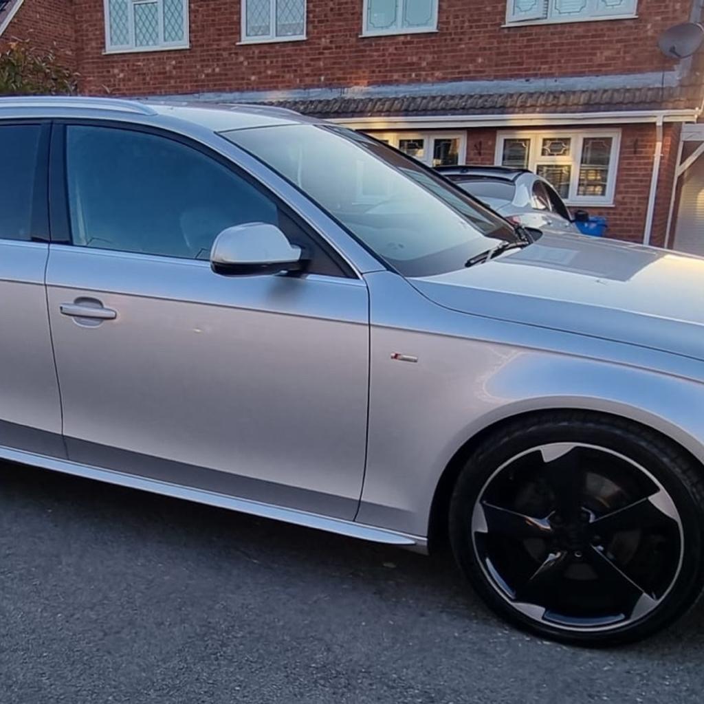 Audi A4 Avant. S line black edition.
2011 plate.
125,000 miles on the clock.
12 months MOT no advisories.
Part service history.
Black interior.
Only selling as have company van so no longer need.