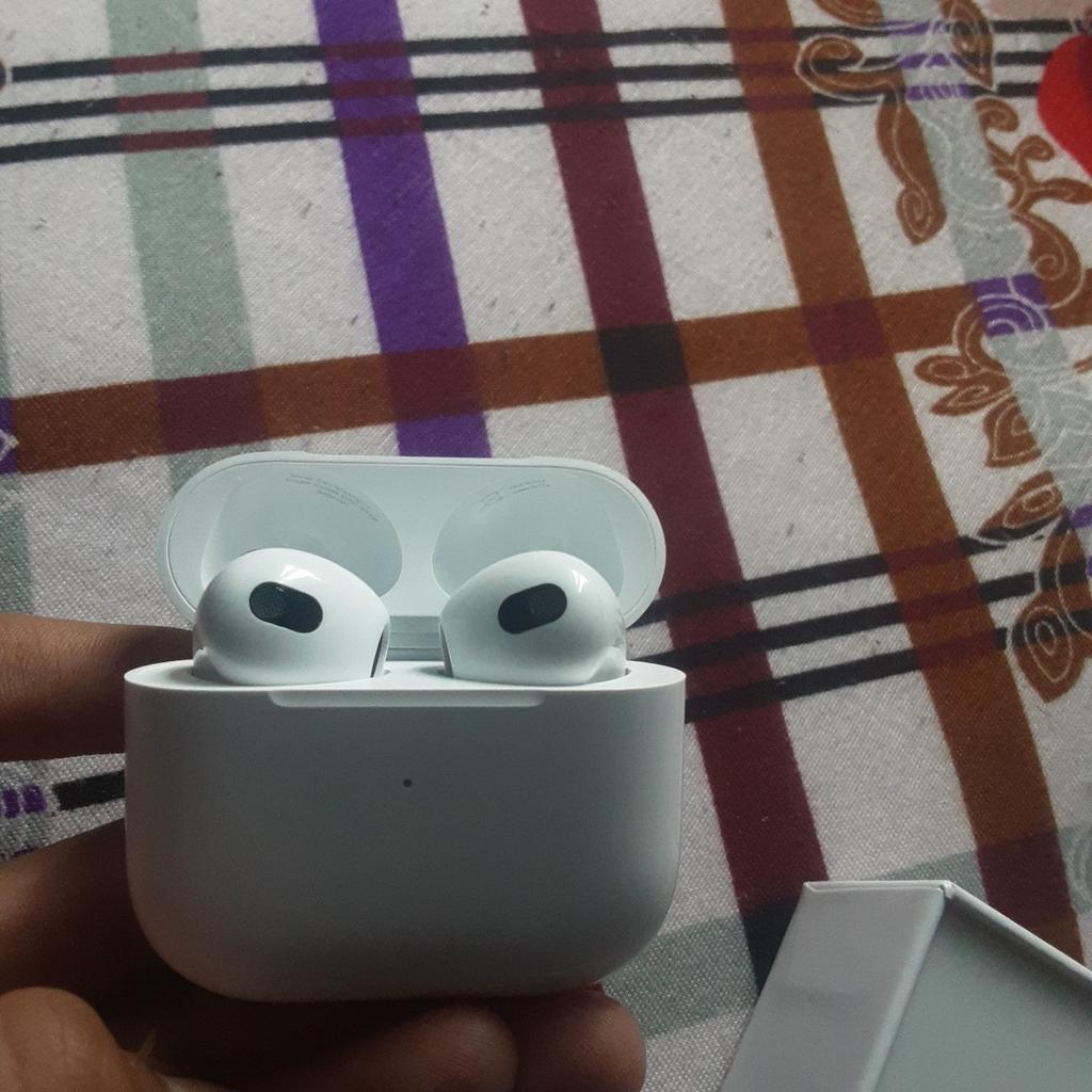 3rd gen airpods. Mint condition. Only used once to test it. Comes with a charging cable and in the box. Will not accept mobile transactions only cash. No receipts. Collection only.