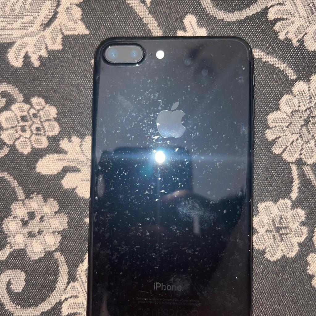 iPhone 7 Plus good condition everything working perfectly fine just got a some scratches change the screen should be perfect 128 gb battery life 75 percent
