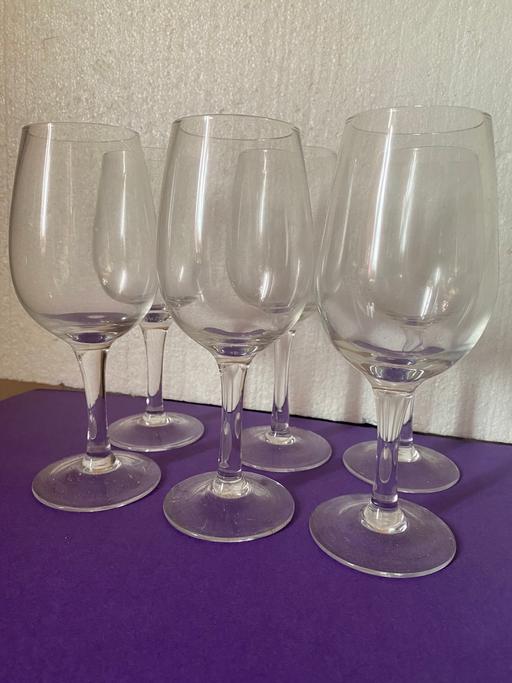Buy & Sell Acton West London - Photos for Clear wine glasses set of 6 ..