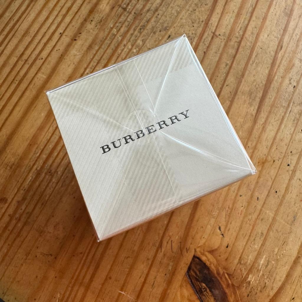 Brand New and Sealed
Eau de Parfum
100% Genuine
Retails for £100