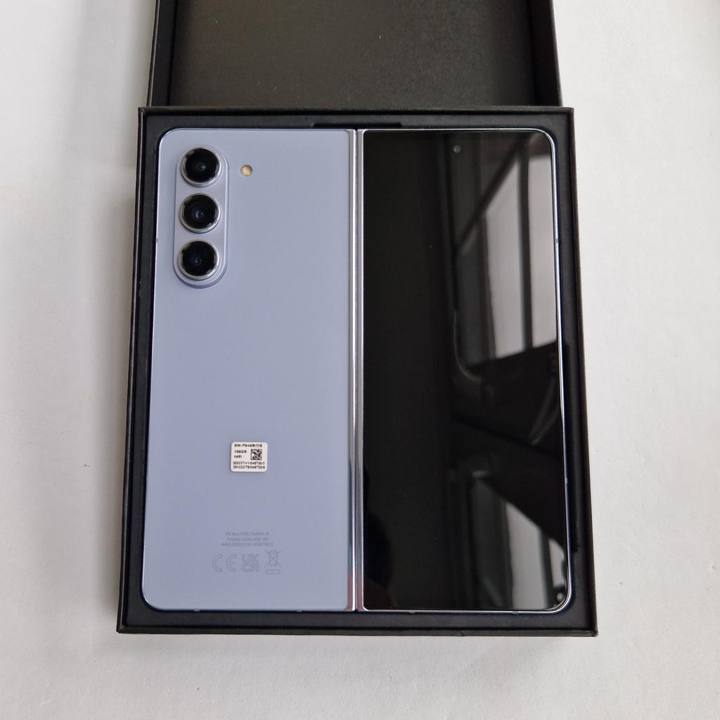Price is final, No offers accepted
Tech trading business
Collection in Whitechapel

Brand new with box and everything
256GB storage 12GB ram
5G, Dual SIM, Icy Blue colour
Unlocked to any network

No swaps, cash only
thank you