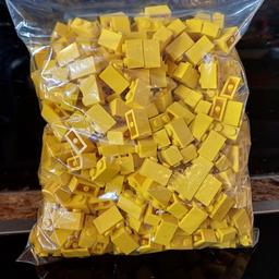 Yellow 2 bricks 500gm and red/white flats 2,3 &4.   500gm.  All genuine logo.  Price each bag.  or both for £10.  Collection SK1