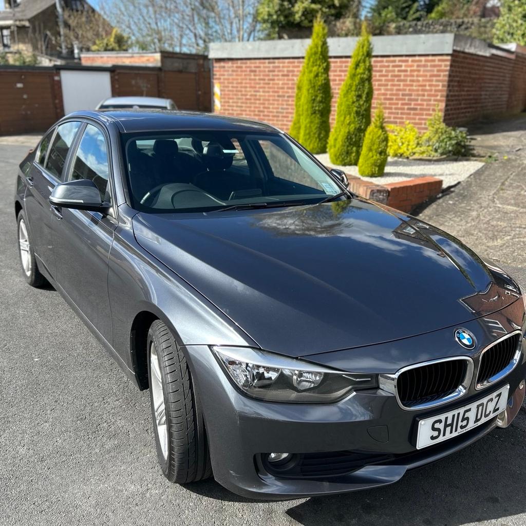BMW 316i (Petrol) 2015
Automatic
Keyless
Auto stop start
All services and FSH from BMW approved garage
2 previous owners
Low mileage at 62000miles
Grey
New Brake pads for front and rear
Performance Run Flat Tyres
Electric windows
Sat Nav
Bluetooth connection
Very clean and well maintained. Excellent condition for age.
Smooth drive
Any test drive welcome