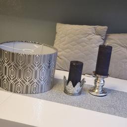 I'm selling 2 velvet grey pillow with geometric shapes, glamour velvet light shed, 2 candles holders without candles, silver metallic table runner (brand new without tags bought at Barton Grange Shop.
Everything are very good or excellent condition.
Smoke and pet free home