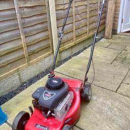 Sovereign Petrol Lawnmower - Briggs & Stratton engine 149cc.

Mower still works but, as per photo, rusted handle bracket means new deck needed.

Sold therefore for parts I’d suggest, or someone who has the skills to re-attach a handle/bracket.

Sold as seen.