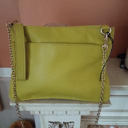lime green oasis small/medium leather cross body bag excellent condition