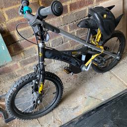 Kids Batman bike, literally never used hence pic of tyre showing no dirt or ware. Fitted with a stabilising handle bar for parents to hold onto which is removable. Comes with Batman helmet like new. Over £300 spent here for my sins

Bit dusty as been in the shed but will be hosed down prior to sale

Would fit a 3-5 year old 

£50 for the lot no offers