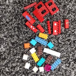 Pieces missing from Peppa  pig red car 
Only what’s in photos 
Also a few Bloks can be used for
Spare parts 
From smoke pet free home
Collection from BL5 2SA