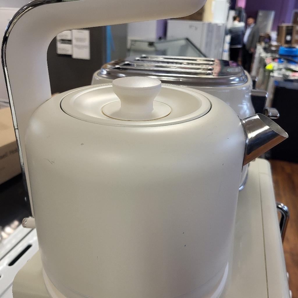 Set of 4 Slice Toaster, Kettle and Microwave, Cream Colour, £99.99

BOLTON HOME APPLIANCES

4Wadsworth Industrial Park, Bridgeman Street
104 High St, Bolton BL3 6SR
Unit 3
next to shining star nursery and front of cater choice
07887421883
We open Monday to Saturday 9 till 6
Sunday 10 till 2