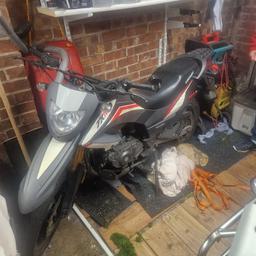 keeway 125cc 2017. fully road legal.

bike is a non runner and needs attention!

it was a work horse before I passed my test and got a full licence and bike.

the bike ran fine and then stored so will need fluids dropping, new battery and filters.

please note that it is a non runner and sold as seen, bike does have plenty of scratches and needs work.

it would be a great first bike for some one or a one to strip and use off road.

open to offers but won't reply to stupid offers.