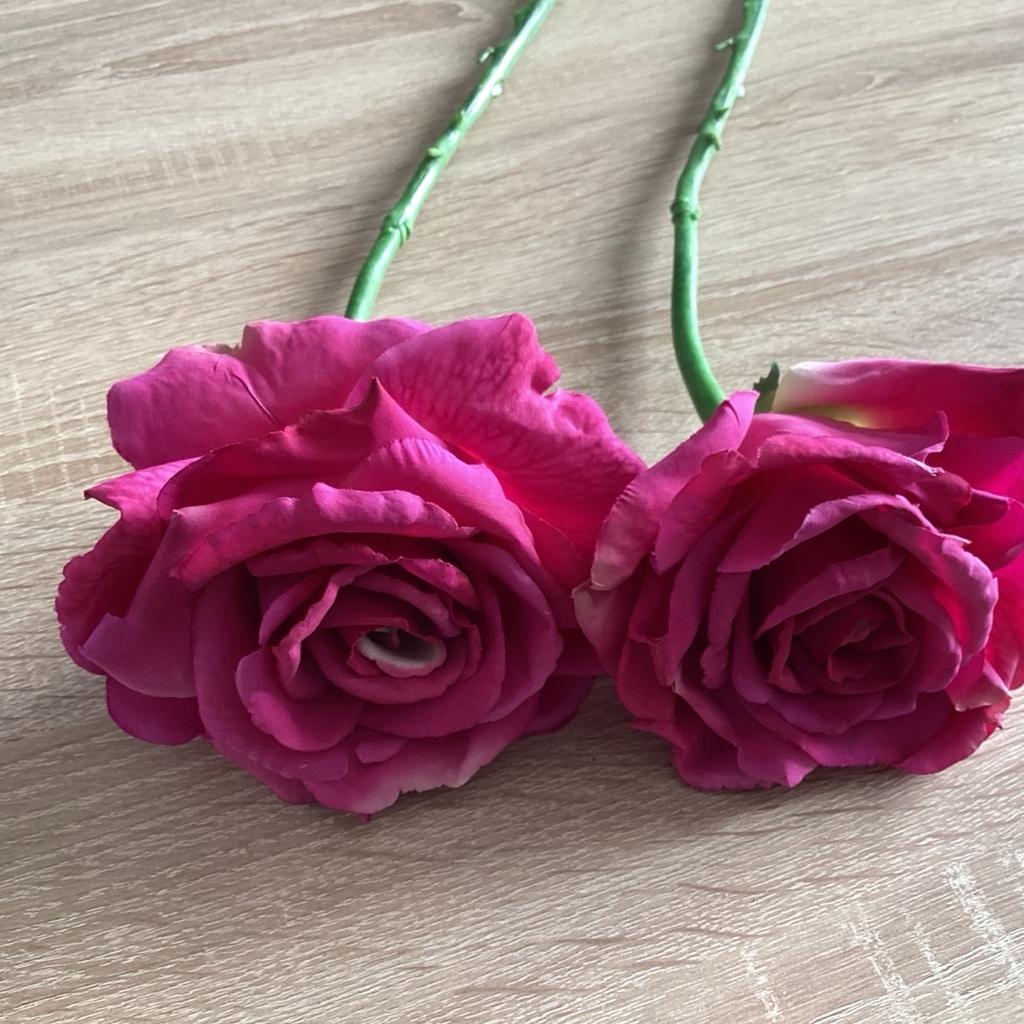 Zwei Künstliche Rosen ca:70cm lang
