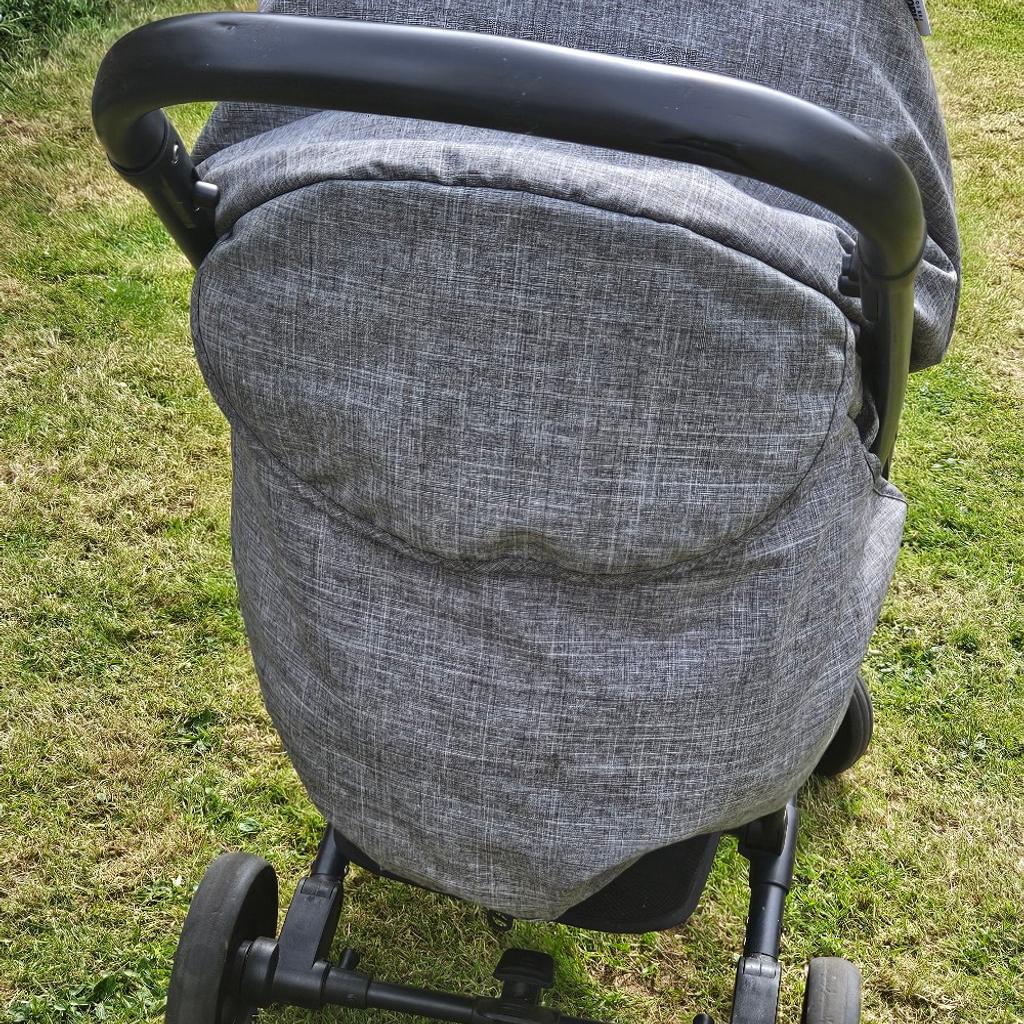 Hauck Malibu Pram.

Pushchair

The generous seating and lying surface, as well as the adjustable footrest are very comfortable. In addition, the pushchair folds up compactly to fit even the smallest car boot or corner of the house.

Perfect as a spare or to use on holiday.

Will need a clean before use as it has been in storage.
Location Wigston Leicester.