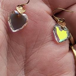 brand new 9ct gold heart earrings postage to be covered if needed plz