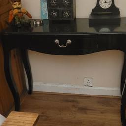 beautiful dressing table with curved legs