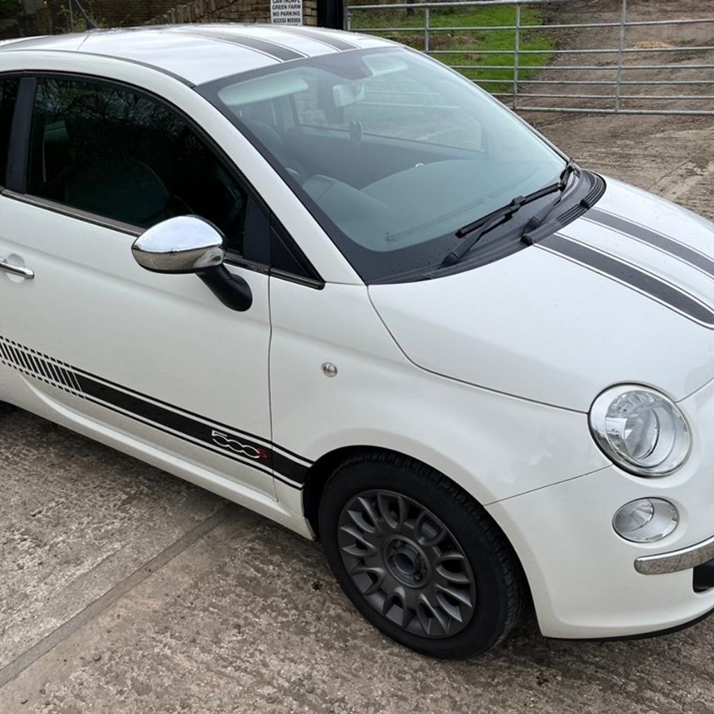 FIAT 500 1.2 SPORT
1 OWNER FROM NEW
ONLY 42.000 MILES

This is a Fantastic looking car, you don’t see many like this especially with the low mileage and only 1 owner from new!
Cheap insurance and great fuel economy.
It has just been serviced with discs and pads also.
The wheels are Anthracite Grey and all the tyres are like new.

The pics are HD so you can zoom in have a good look at the car, there are 2 small dints on the bonnet and the drivers seat is showing wear. Both issues could be sorted very easily.

MOT valid until 11.3.25

65 mpg very economical

Half leather interior

Good spec car

5speed manual

2keys

Ulez compliant

Service history

Just serviced

book pack with all manuals

USB Phone and music prep

Trip computer

Aux/usb

12v dc

Air conditioning

Eco mode

Multifunction leather steering wheel

Electric windows

Remote central locking

Electric mirrors

Additional spot lights on the front
(Only on higher spec 500’s)

£3100 open to sensible offers Jim 07484762377