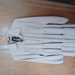lovely brand New Ladies  dress 👗 
smock shirt dress it's stone in colour 
size UK 14  from boohoo
 see all photos to get a better look 

it's collection  only thanks for looking 
B31 Longbridge area