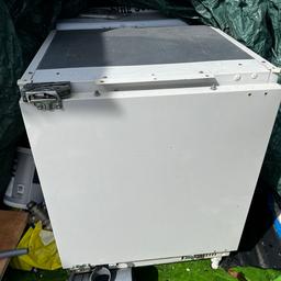Small fridge in good working condition. Ideal for a small room. Cleaning required