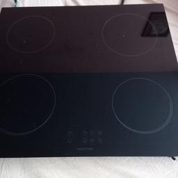 In good working order very minimal surface scratches as only 18 months old, only selling because we got a different cooker. Details are in the photo's. Collection only.