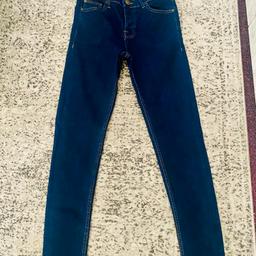 Boohoo man blue skinny jeans
COLLECTION SHILDON OR CAN POST FOR £3 BT! 
Sizing label has been removed but i have attached tape measure photos of the waist n inside leg.
W 28” l 29”
Made from cotton.