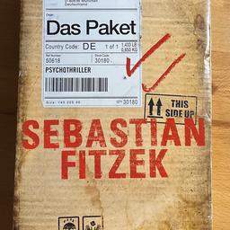 Ich biete hier das Buch "Sebastian Fitzek Das Paket" an. Das Buch ist in einem sehr guten Zustand. Es handelt sich um ein Hardcover Buch, welches sich in einer "Paketverpackung" befindet. Sowohl die Verpackung als auch das Buch sind in einem sehr guten Zustand.

