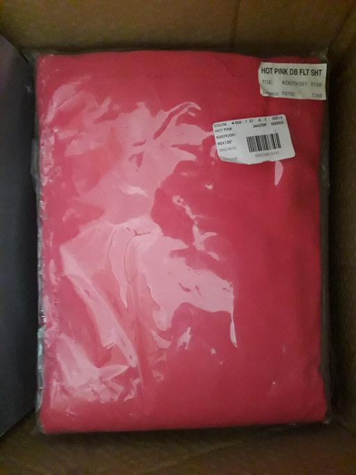 Buy & Sell West Midlands Solihull - Photos for Hot Pink Double Flat Sheet