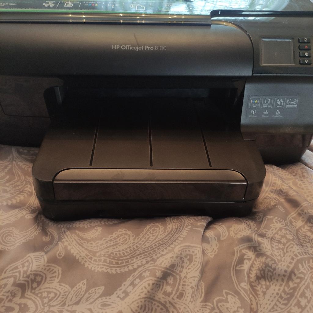 HP printer 8100, used.

Spares or repairs.

Print head error, no cartridges.

Collection Wolverhampton WV37AR.