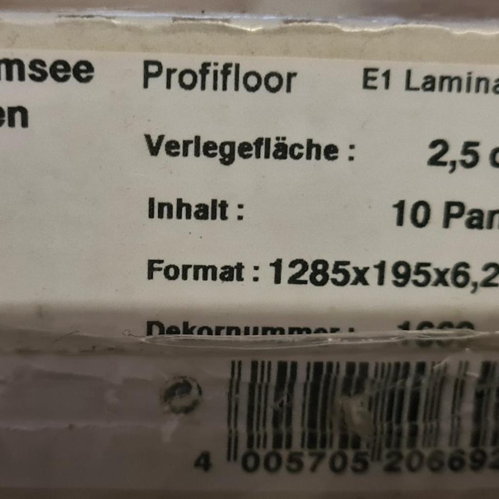 verkaufe 50qm laminat orginalverpackt da Umzug zu verkaufen