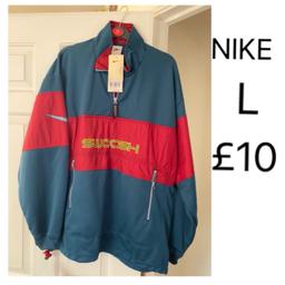 Brand new Nike MENS top 
Size L 
Chafford Hundred Thurrock Essex collection only