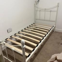 Sussex Beds metal single sandgate bed frame. 
Dismantled ready to go. 

Collection Lindfield