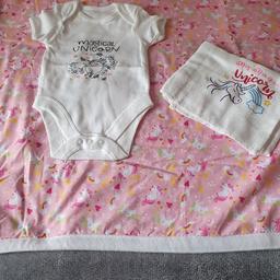 Handmade Baby set
Now £7 to clear
Quilt is unpadded 36" x 26"
baby vest 3-6 month
made in smoke and pet free home
Collect s13 Stradbroke area