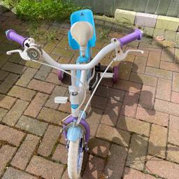 Girls bike for sale £7. No puncture but a little bit rusty