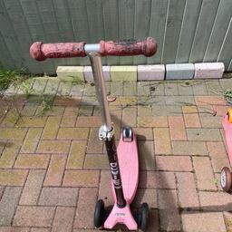 Girls Micro T scooter for sale £7 needs a bit of diy .